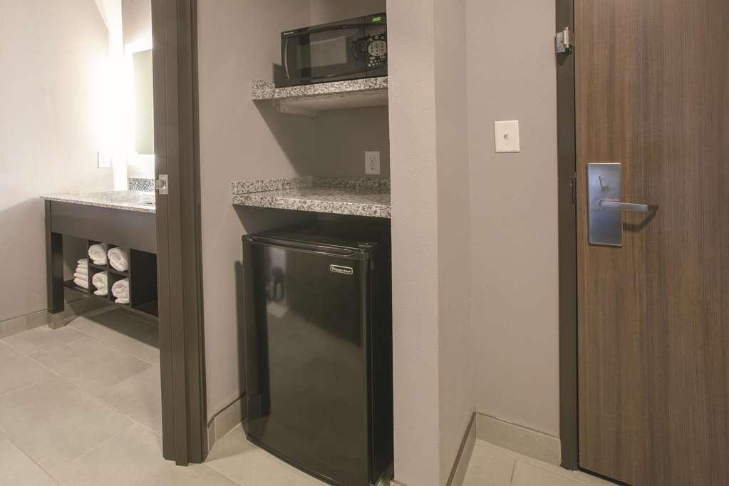 La Quinta By Wyndham Amarillo Airport Hotel Phòng bức ảnh