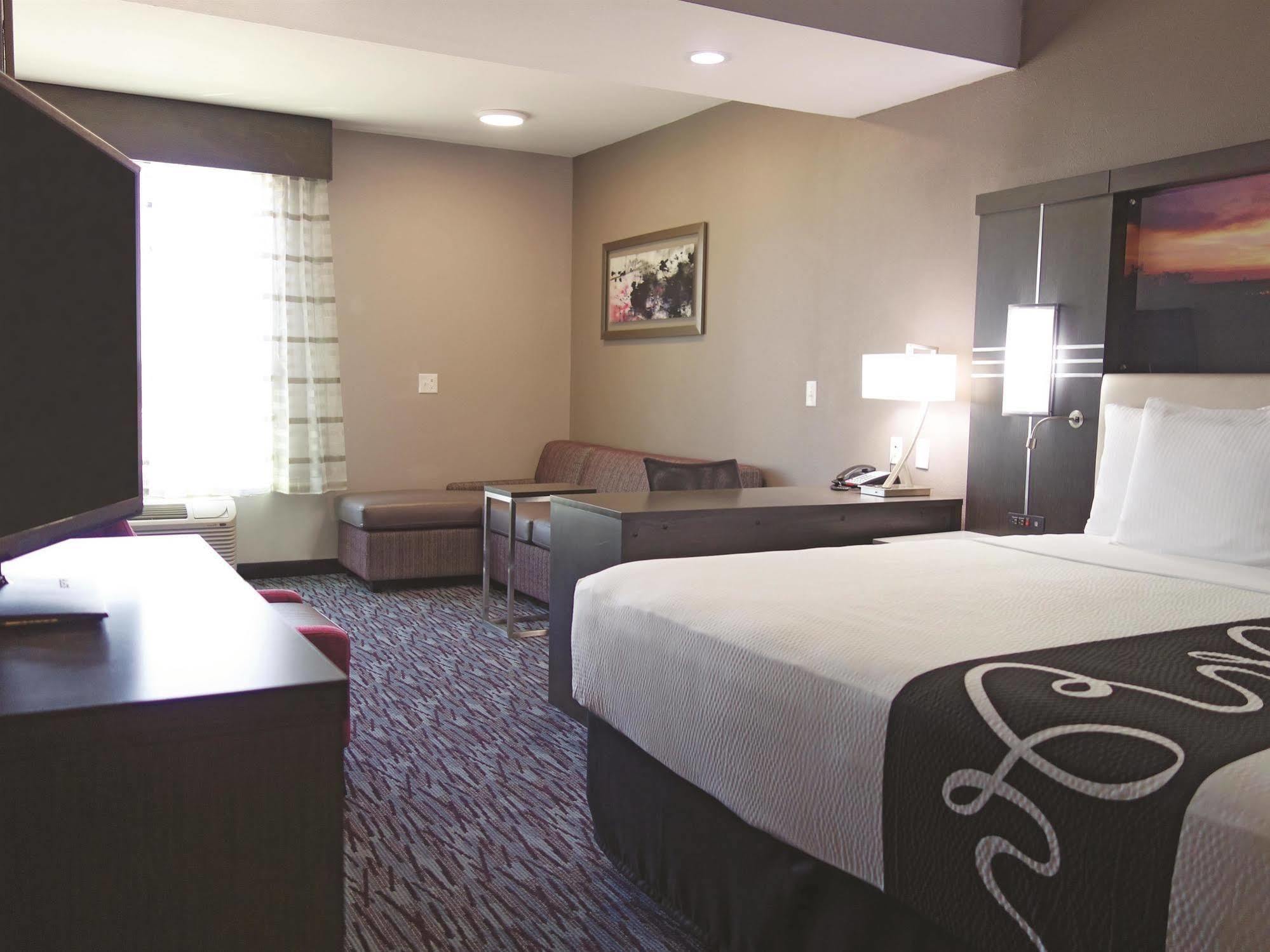 La Quinta By Wyndham Amarillo Airport Hotel Ngoại thất bức ảnh