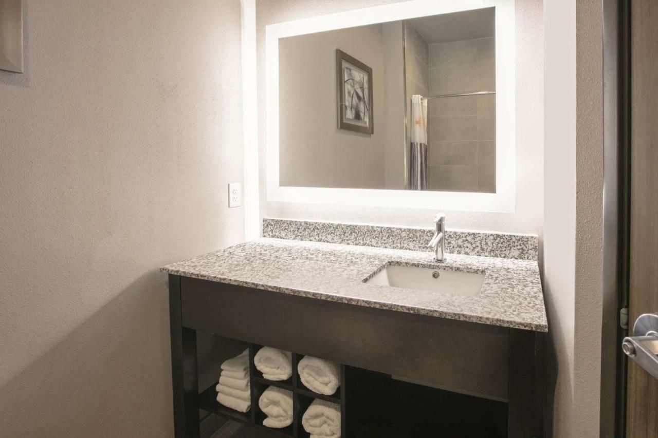 La Quinta By Wyndham Amarillo Airport Hotel Ngoại thất bức ảnh